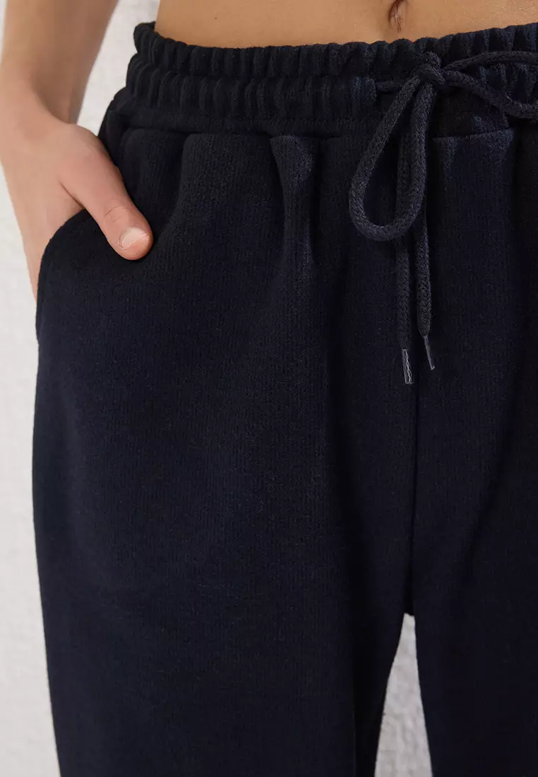 Comfort Fit Sports Sweatpants