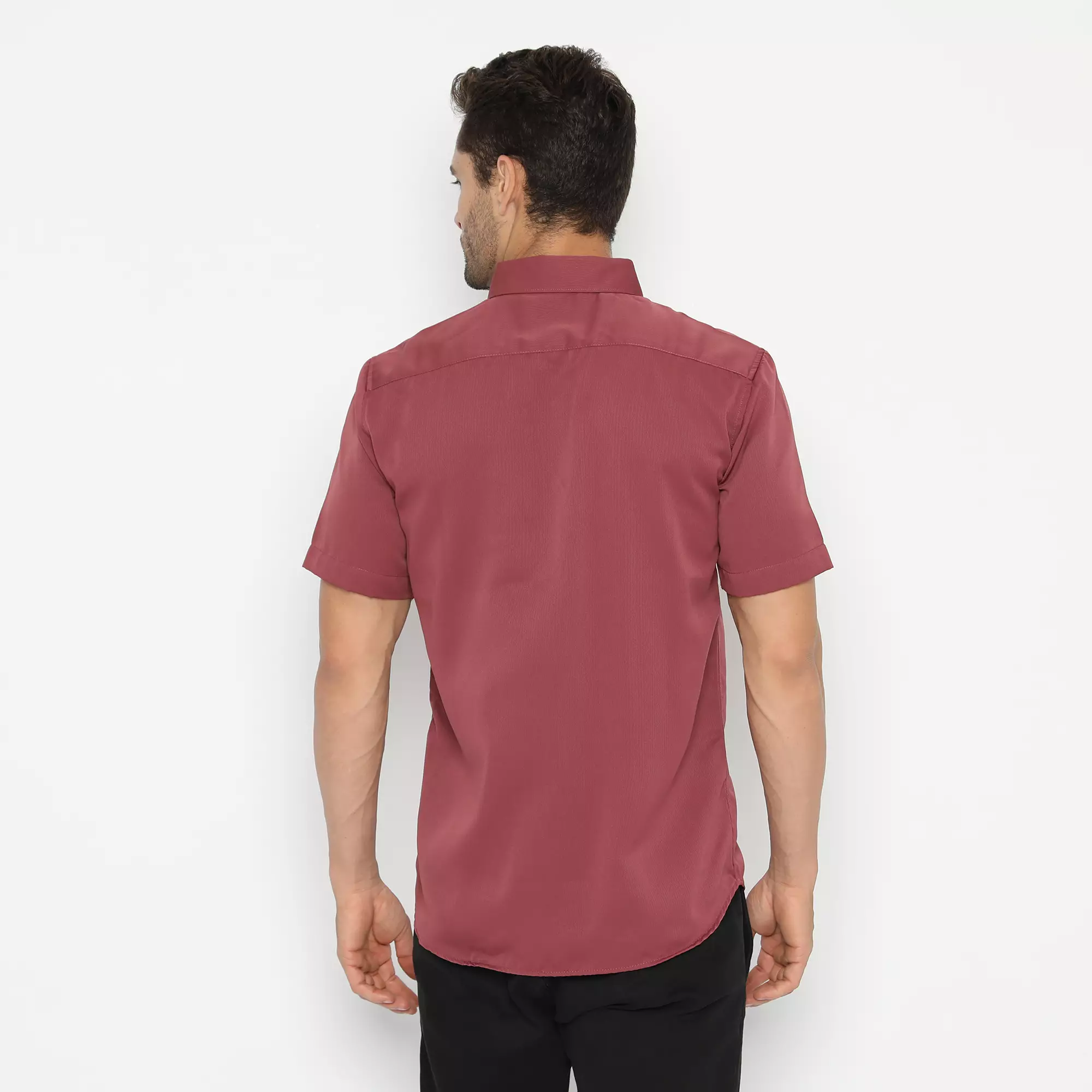 Platini Baju Kemeja Polos Basic Pria Pendek Polinosic Magenta 63110