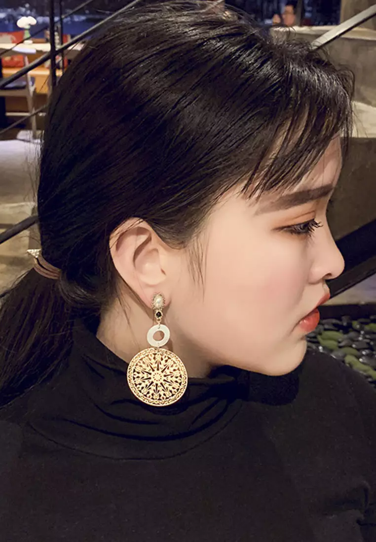 Hollow and Carved Round Metal Earrings CA060303