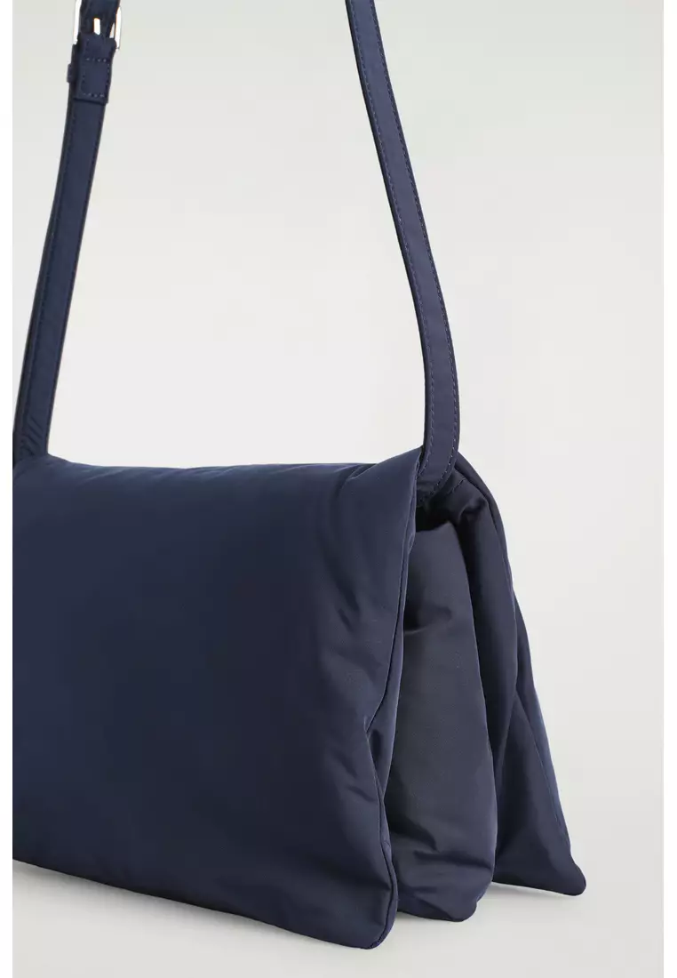 TRIFOLD PADDED CROSSBODY BAG