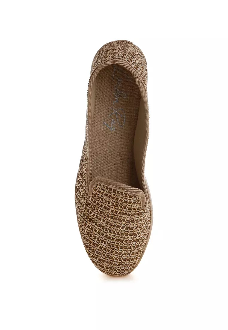 Sepatu Slip-On Ujung Bulat Warna Cokelat