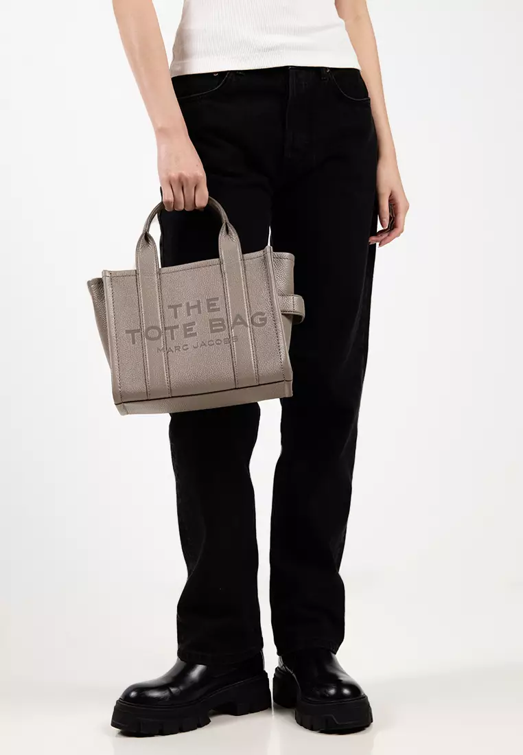 Buy Marc Jacobs The Leather Small Tote Bag 2026 Online | ZALORA
