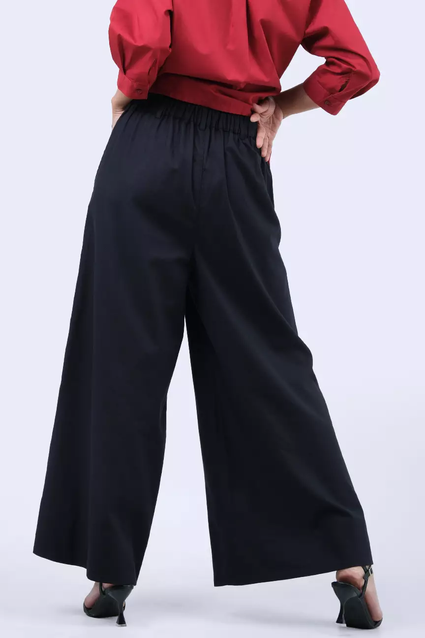 Celana Panjang Wanita Avery Black