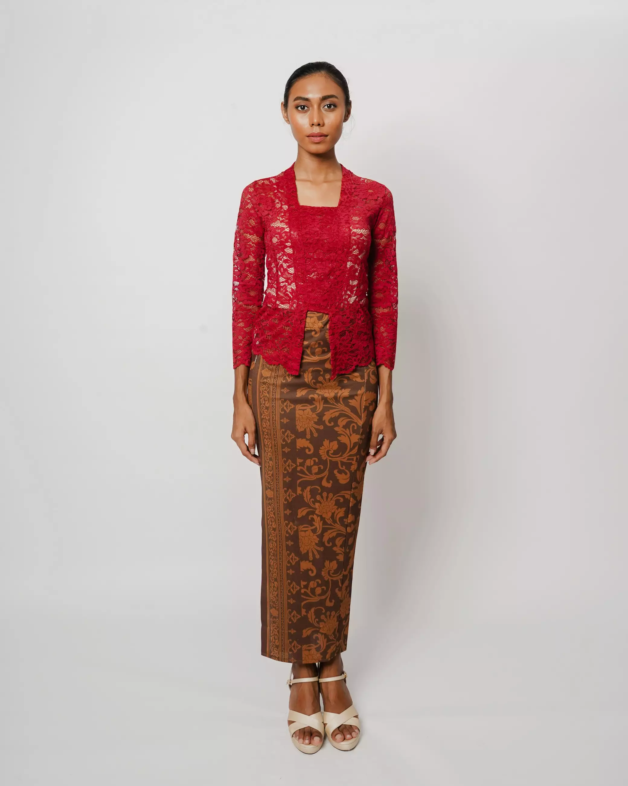 KEBAYA BALI MAROON