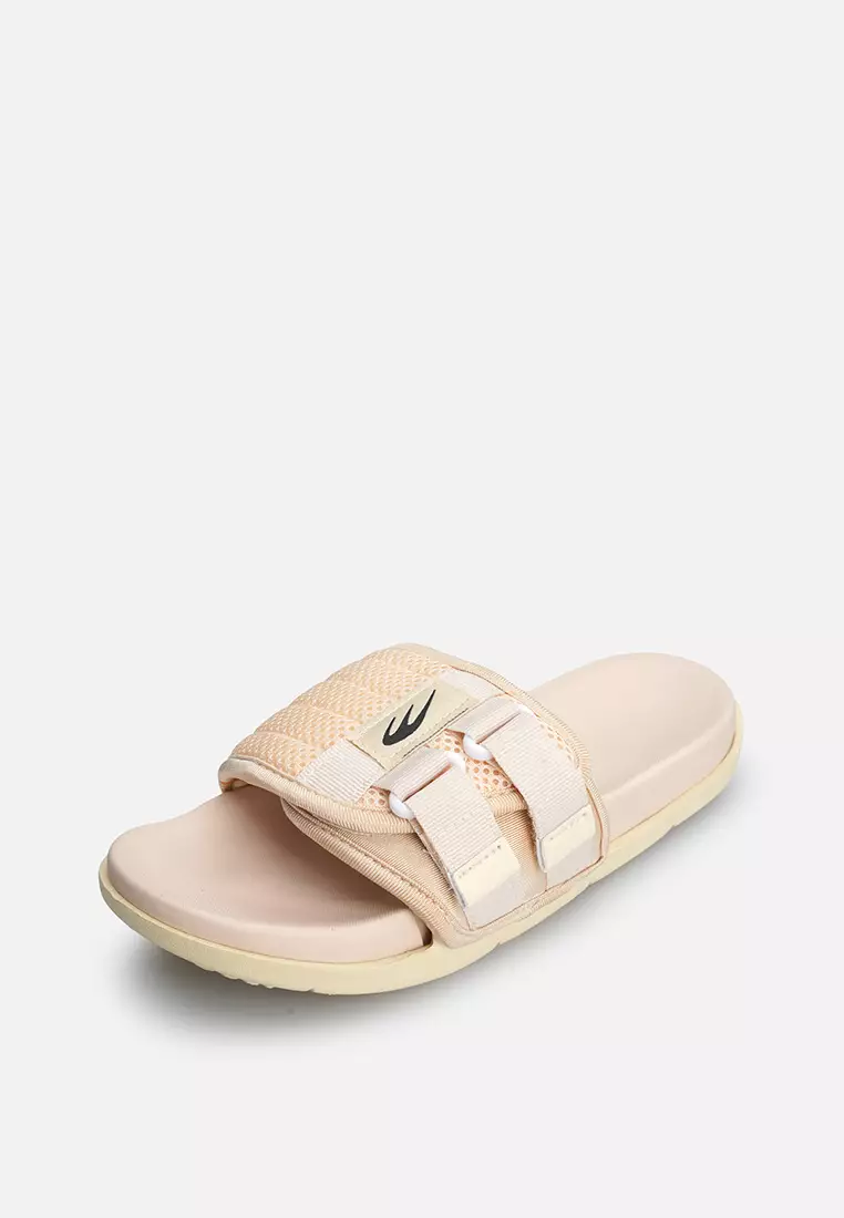 World balance slippers for men top
