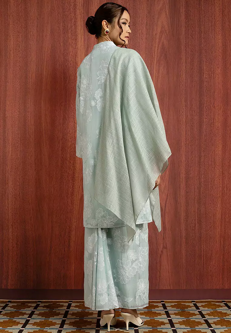 NARITA KURUNG SET WITH SHAWL