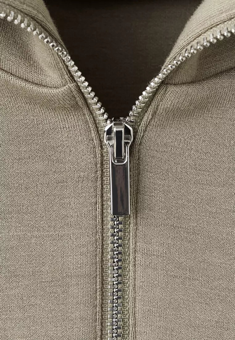 Balloon Sweatshirt with High Collar
