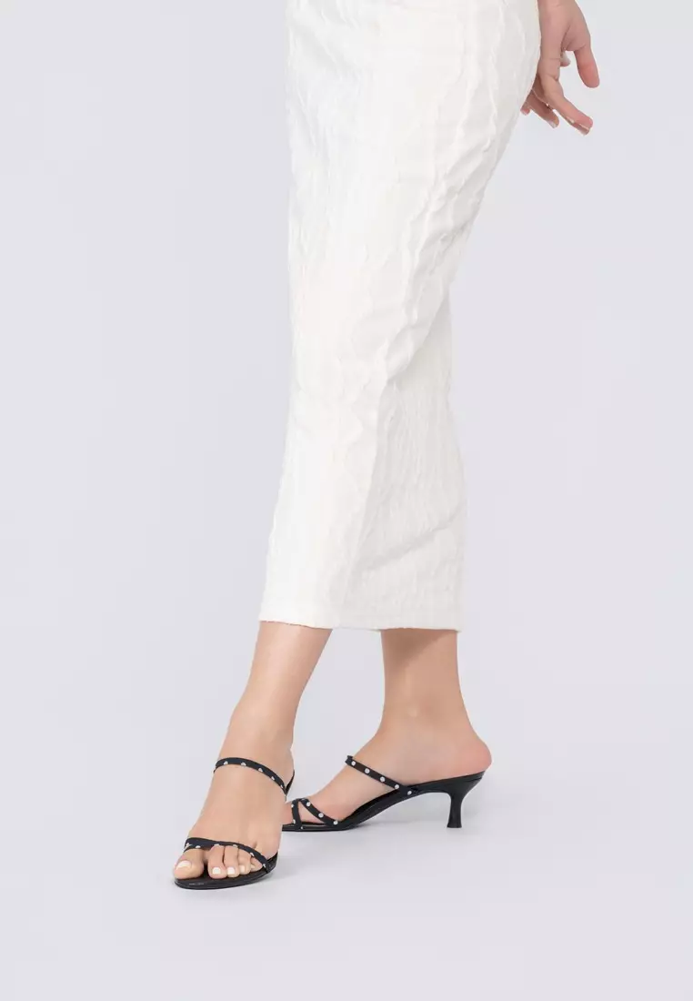 Sandal Tumit Kecil Bertali dengan Cloudfoam低跟云朵泡沫细带拖鞋