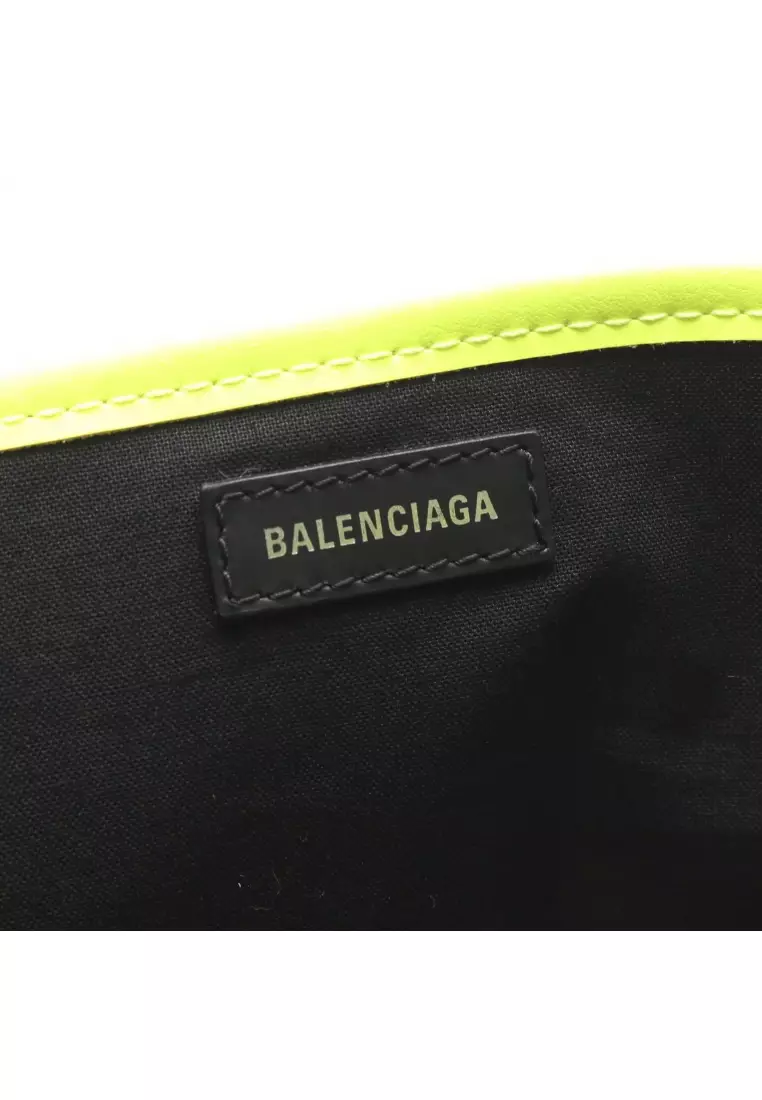 Pre-Loved BALENCIAGA NAVY CABAS S navy hippopotamus Handbag tote bag canvas leather ivory yellow Neon color