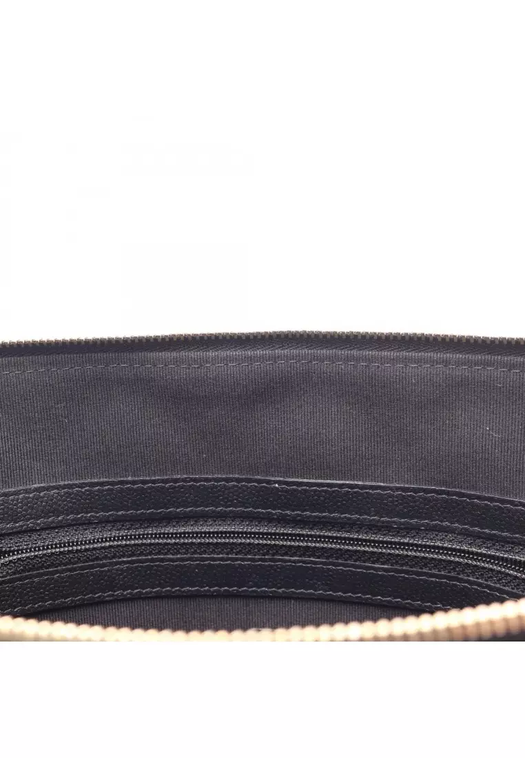 Pre-Loved Chanel matelasse Clutch bag Caviar skin black gold hardware
