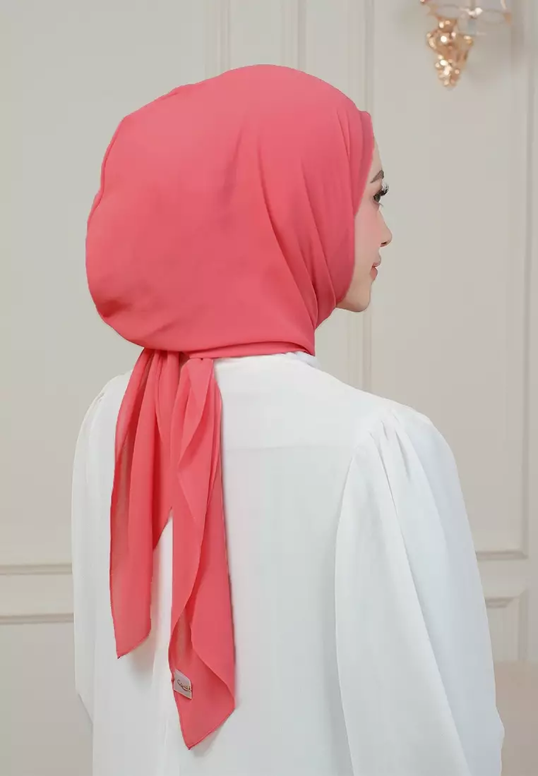 HIJAB INSTAN MAGNET SYIFA - DEEP SALMON