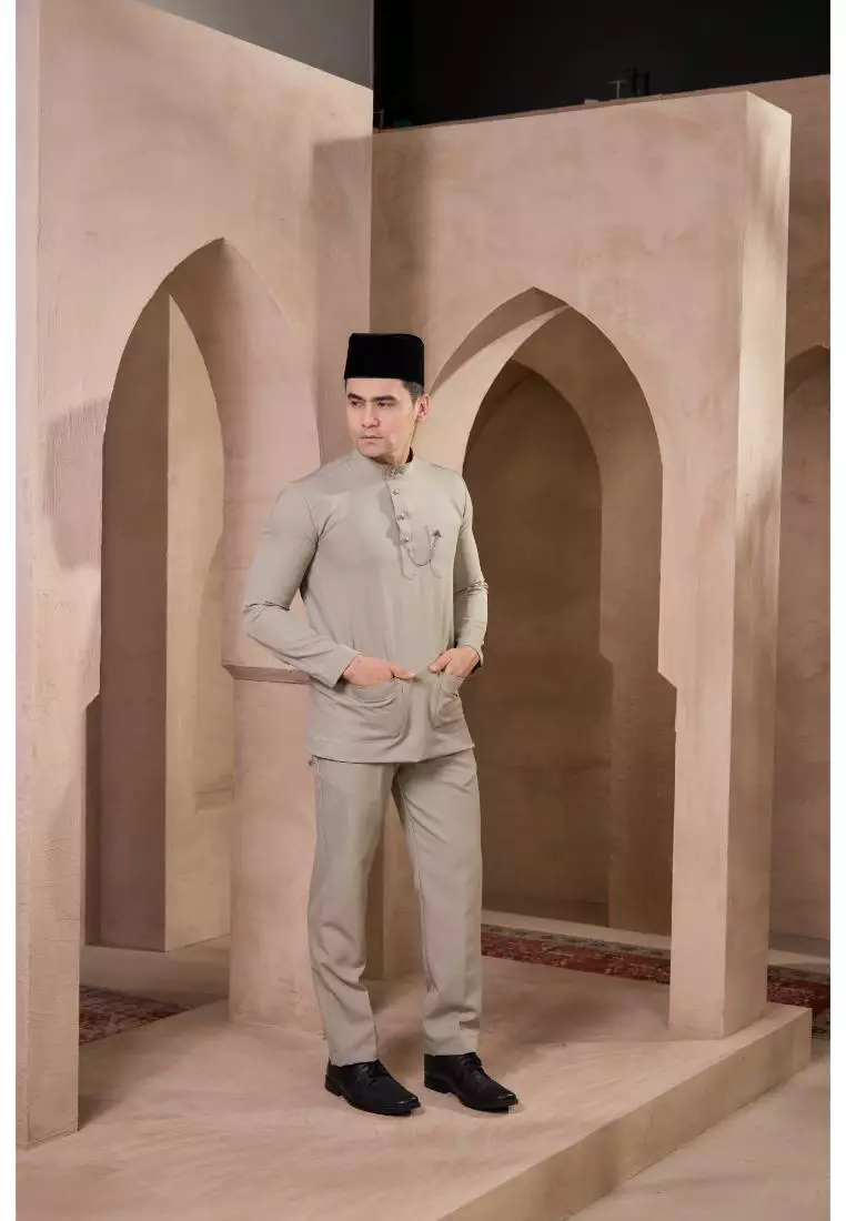 Baju Melayu Mahkota