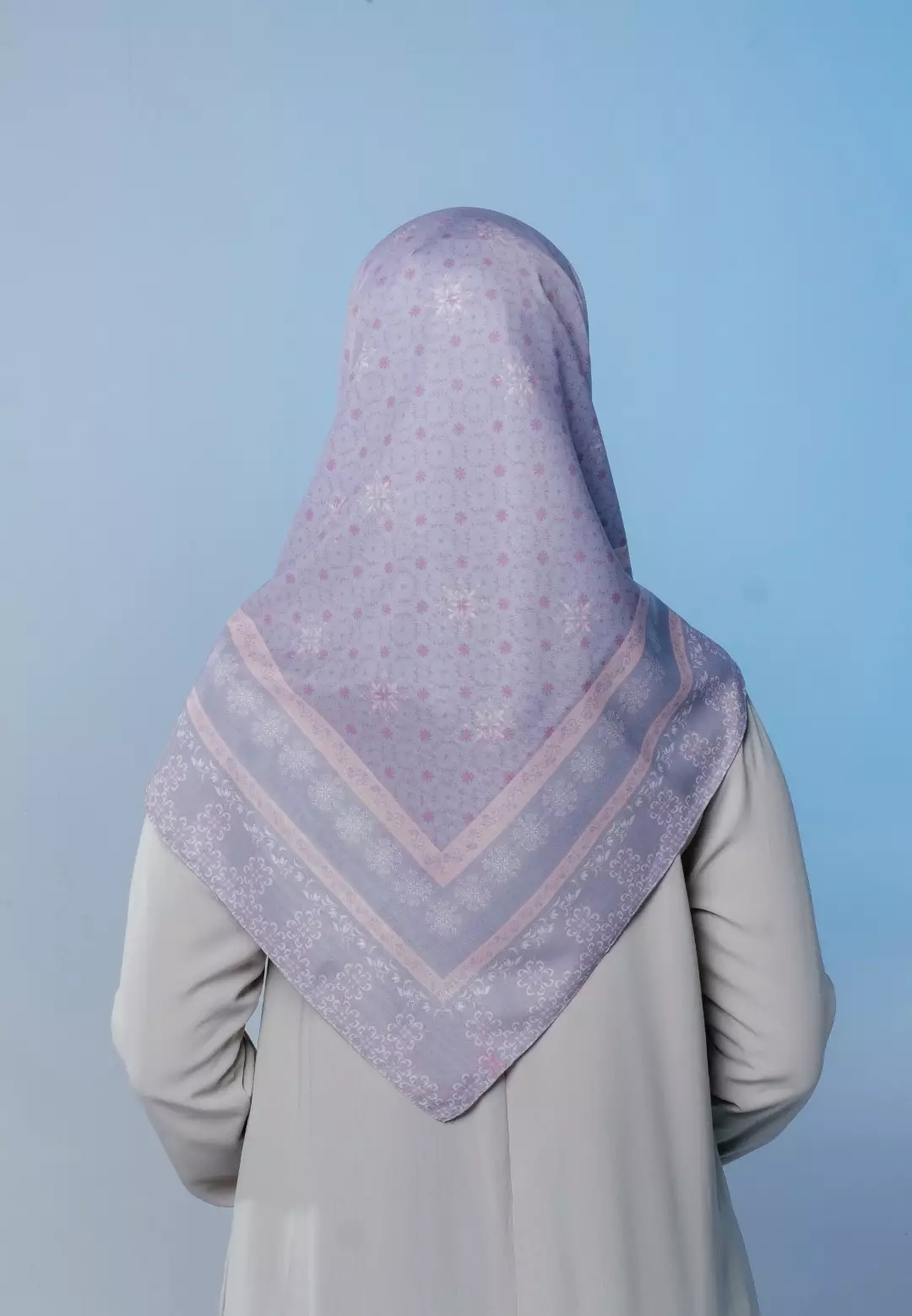 VALE Scarf Grey - Kerudung Hijab Segiempat Motif With Pouch Ziplock - Bahan Poly Fine - Ukuran 110x110