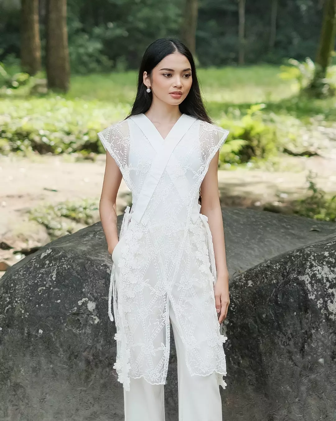 Roselle Vest - White