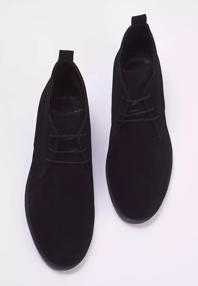 Lace-Up Chelsea Boots