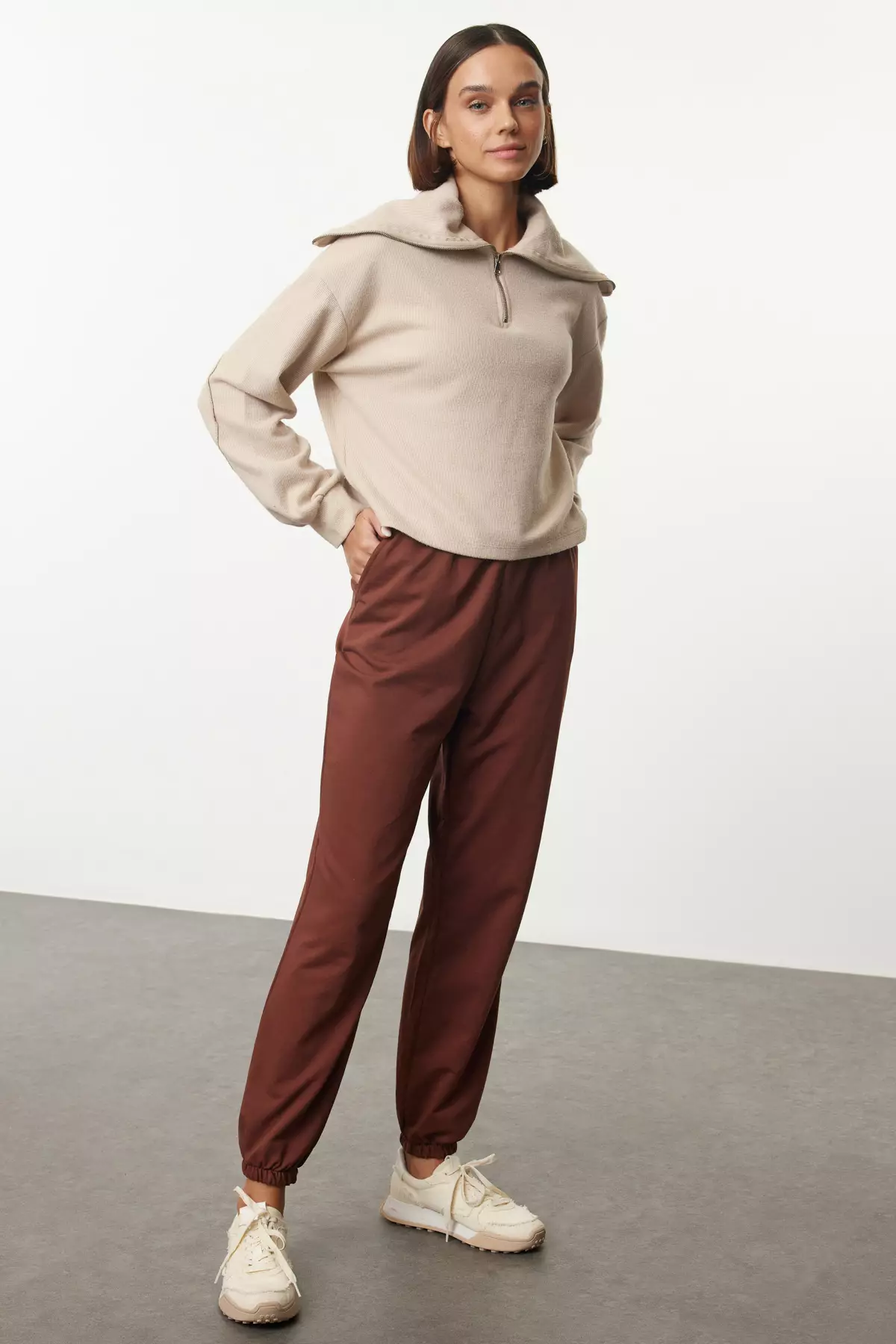Buy Trendyol Brown Loose Jogger Thin Knitted Sweatpants Pant 2025