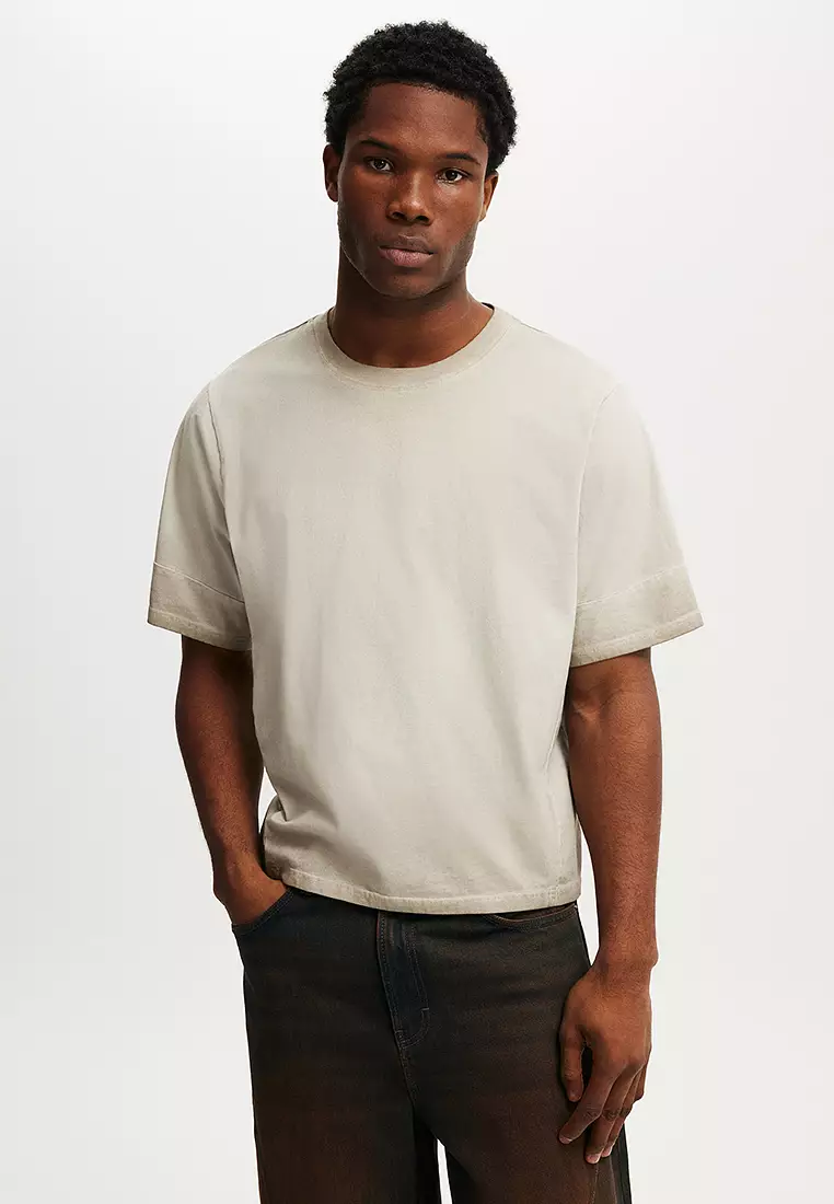 Cropped Fit Y2K T-Shirt