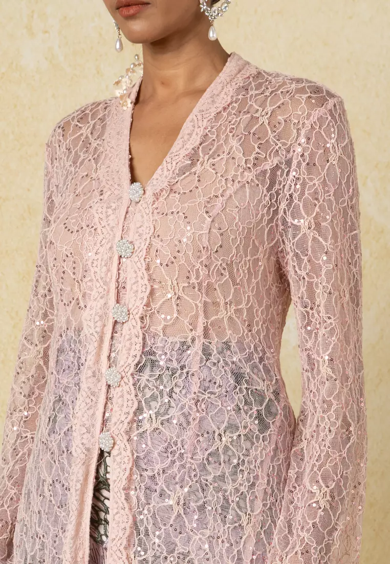SURYA KEBAYA LABUH TOP