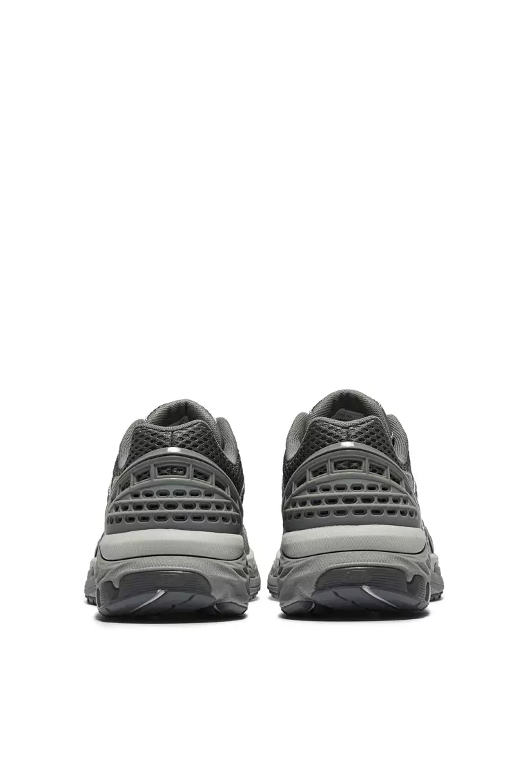 MEN'S KONEJO SNEAKERS