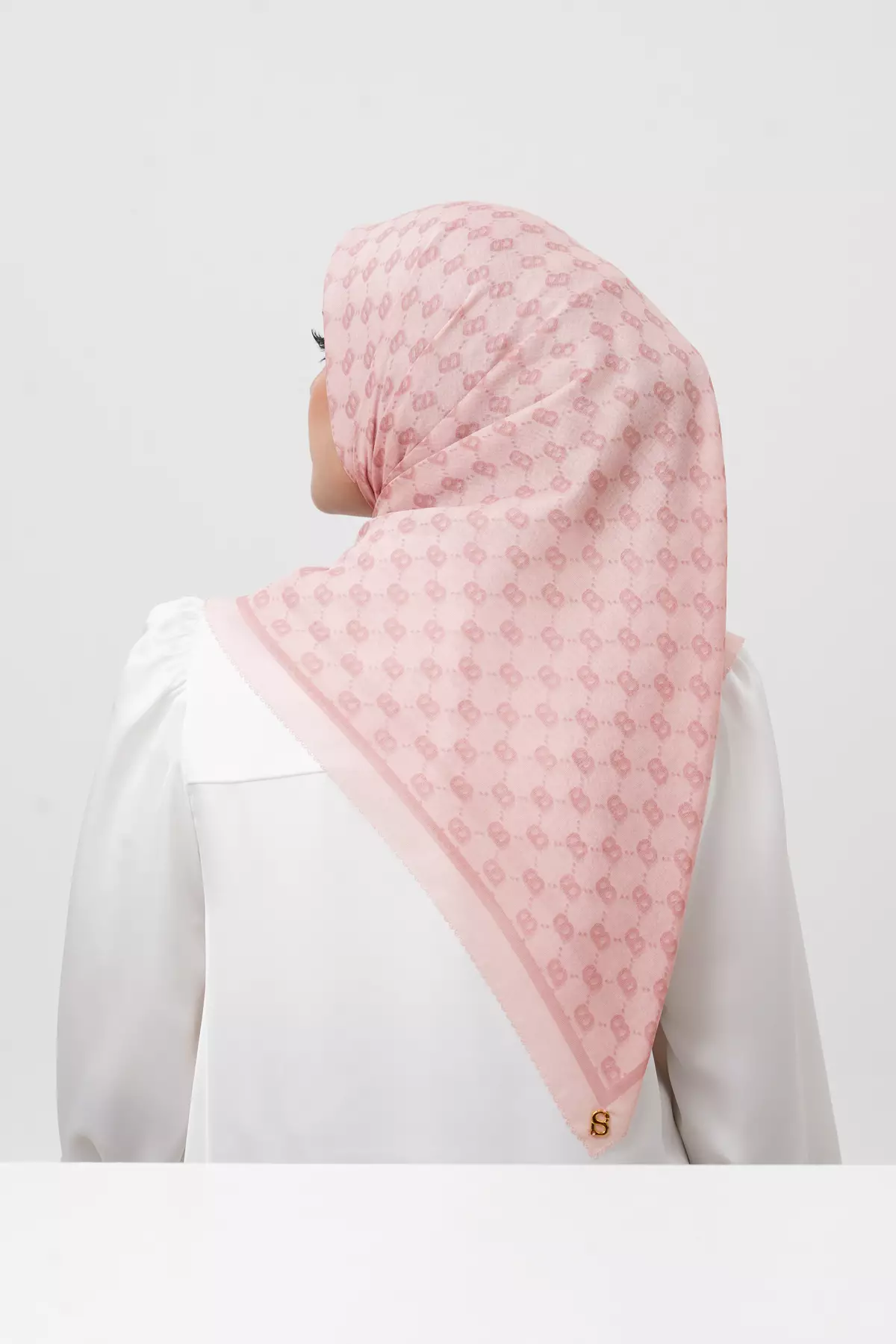 Beverly Square - Sakura