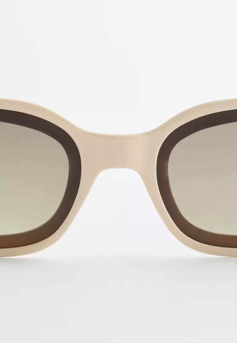 粗框長方形太陽眼鏡