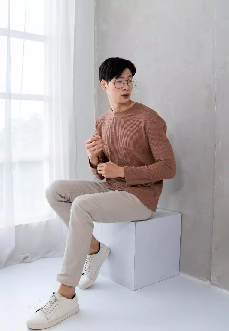 Kale Raffle Soft Brown / Kaos Polos Tekstur Lengan Panjang Pria