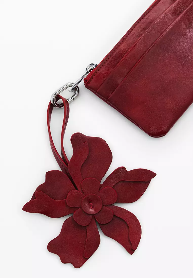 Small shiny leather-effect cardholder