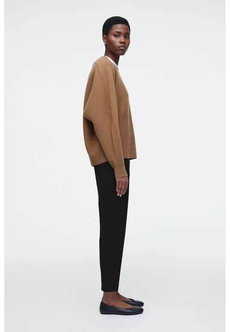 SLIM-LEG CROPPED TROUSERS