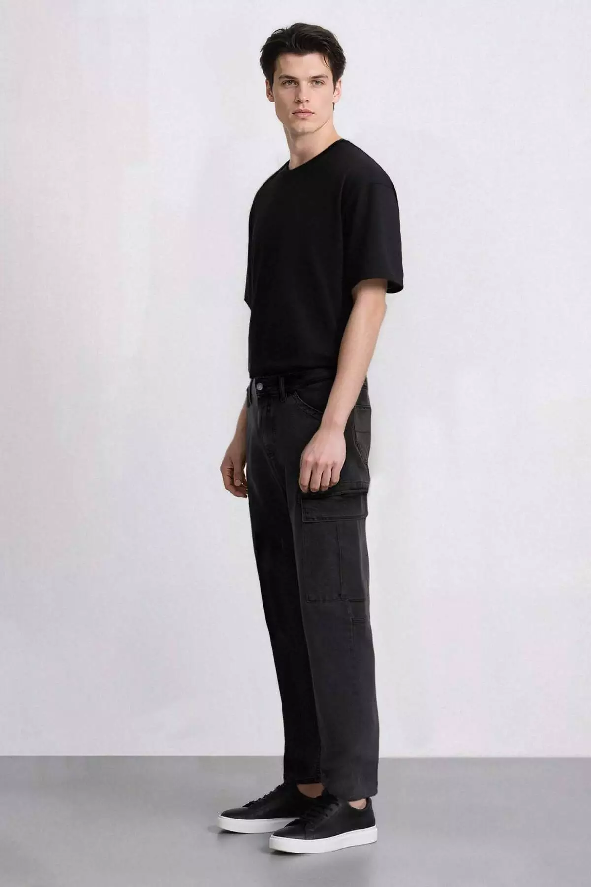 100% Cotton Relax Fit Comfortable Cut Straight Leg Cargo Pocket Jean Pants F2372Ax25Sp