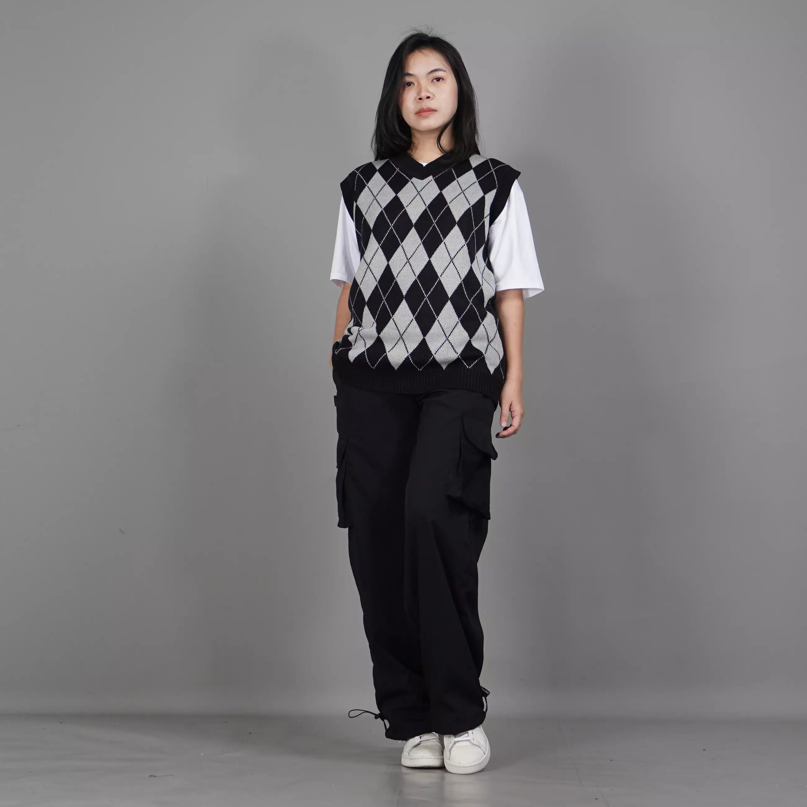 VEST WINDY Rompi Rajut Wanita Knit Vest Wanita - HITAM
