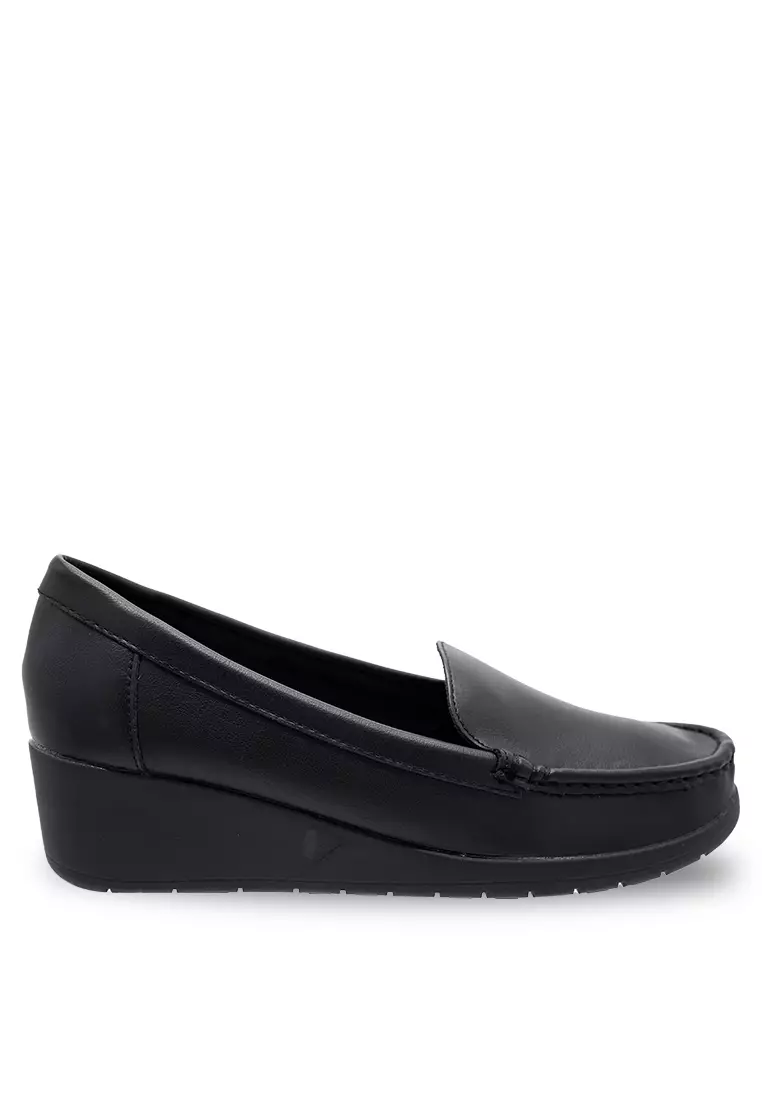 Discount on Speedy Rhino  shoes - SKU: Speedy Rhino Slip On Loafer Wedges