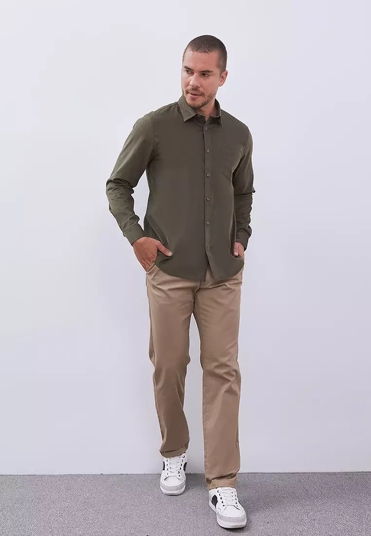 MANZONE - Kemeja Corduroy Lengan Panjang Pria Havied 01 Modern Fit - Olive Warna Olive