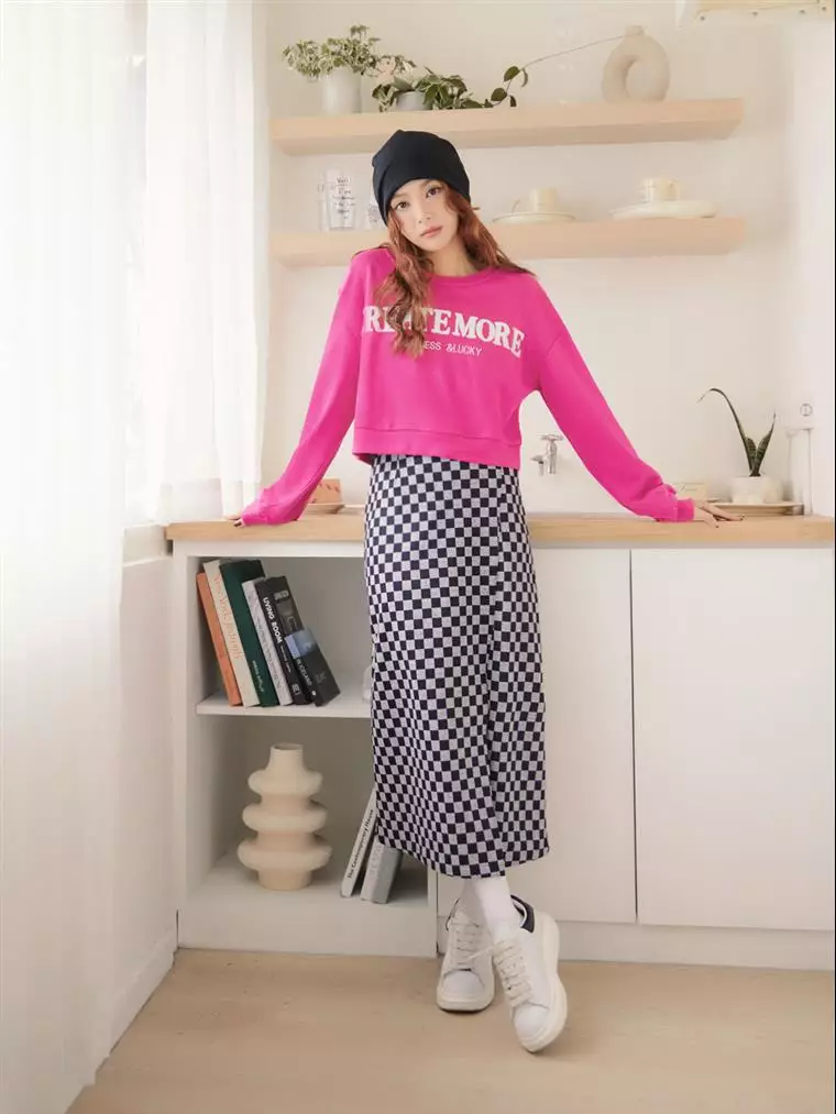 Textured terry embroidered cropped sweatshirt [AB18017]
