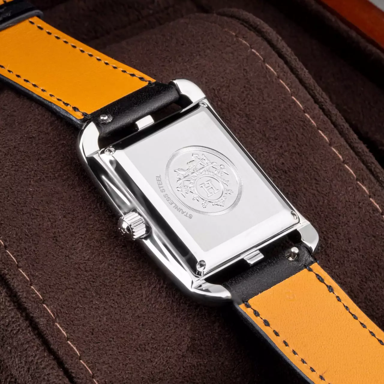 Cape COD Automatiqu Watch Large 37mm Black Barenia Calfskin Shw