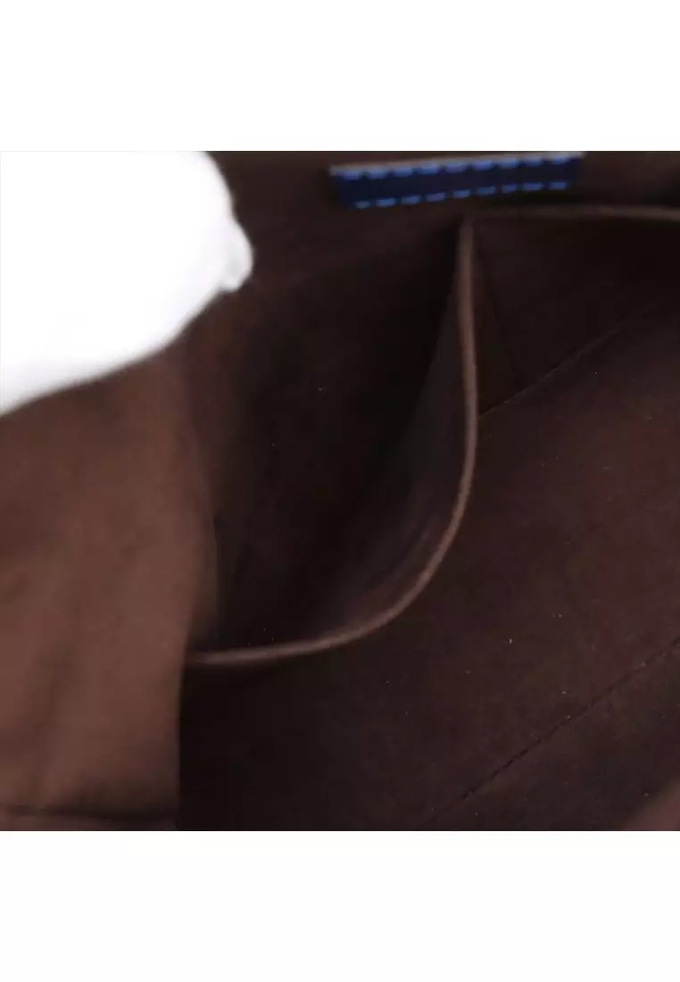 Pre-Loved Louis Vuitton Epi Cluny Mm