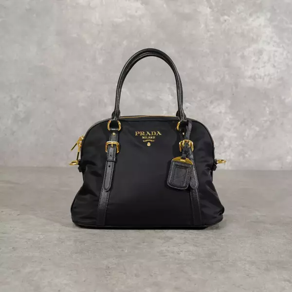 Tas PRADA RE-NYLON SAFFIANO GHW BLACK TOP HANDLE BAG WITH LS 100% ORIGINAL
