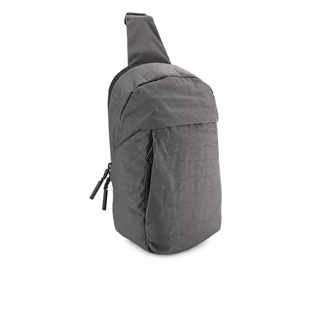 YACOB CHEST BAG