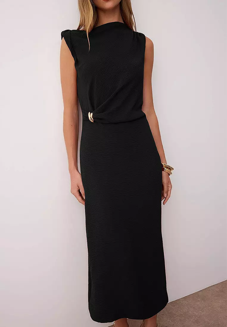 Accessory Detailed Midi Woven Dress