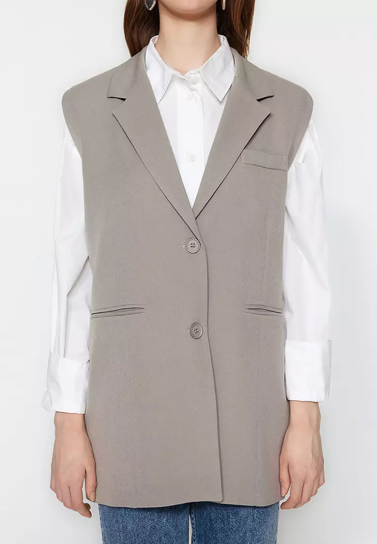 Button Close Vest