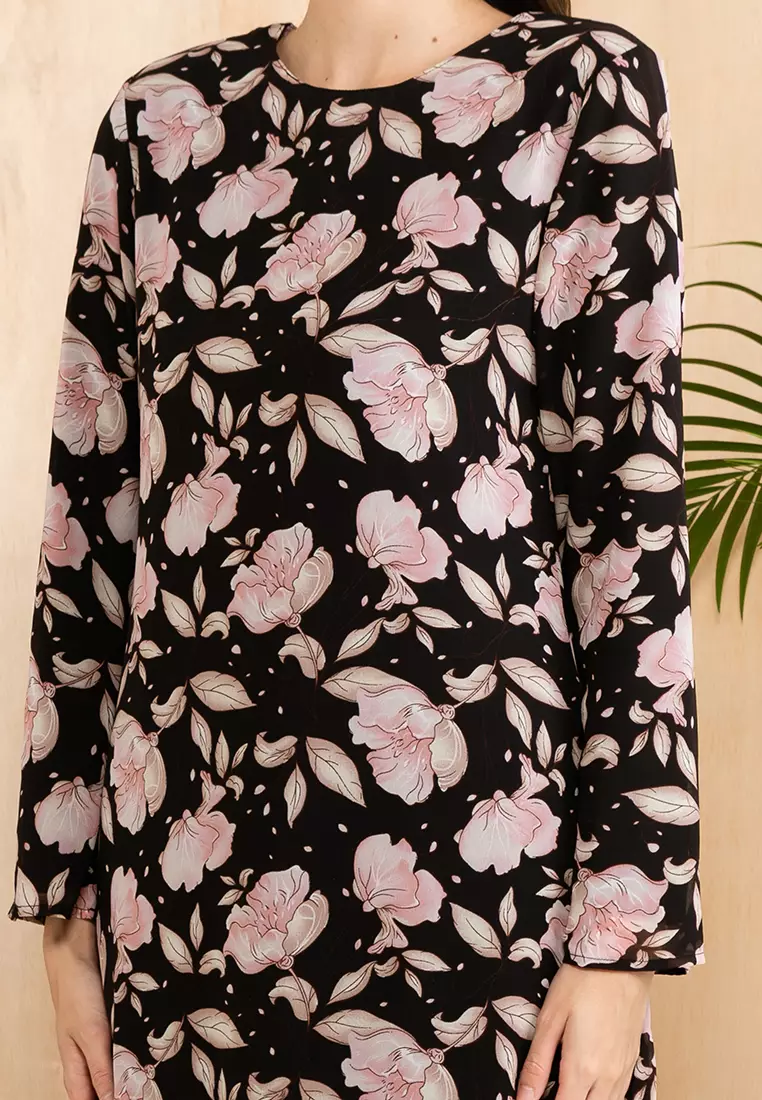 Buy Era Maya Pink Petals Baju Kurung Moden Chiffon in Black Base Online