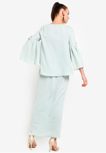Buy Embellished Flare Sleeves Top Set from Zalia in Green at Zalora