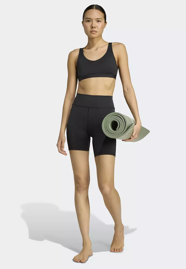 All Me Essentials 7-Inch Short Leggings