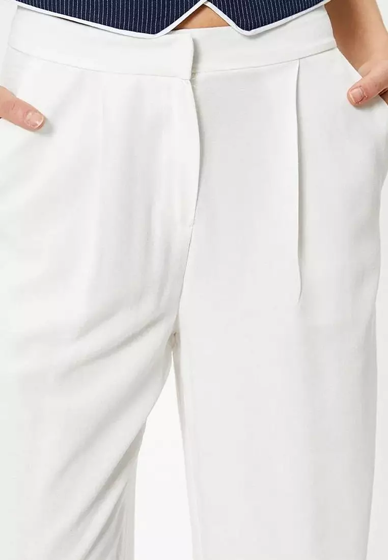 Linen Blend Trousers With Wide Leg Pockets