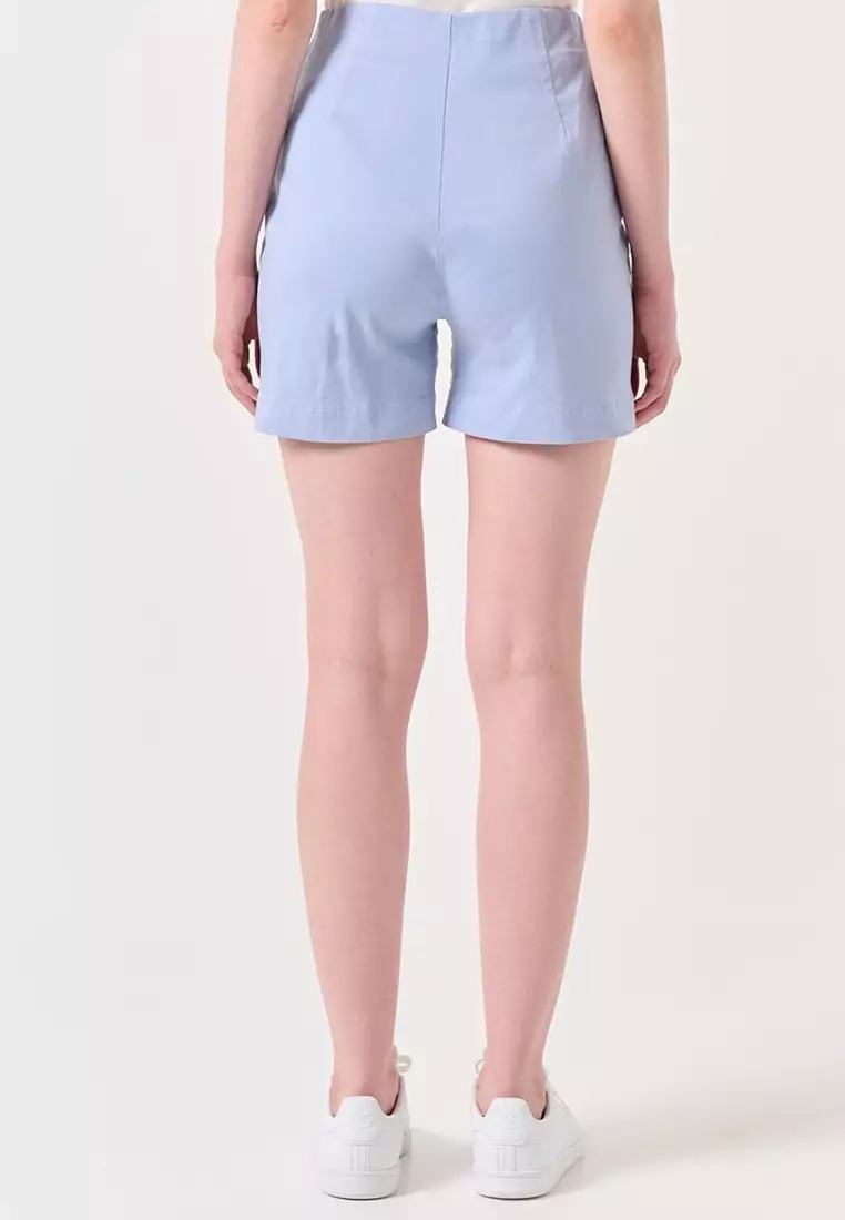 Fitted high top waisted shorts