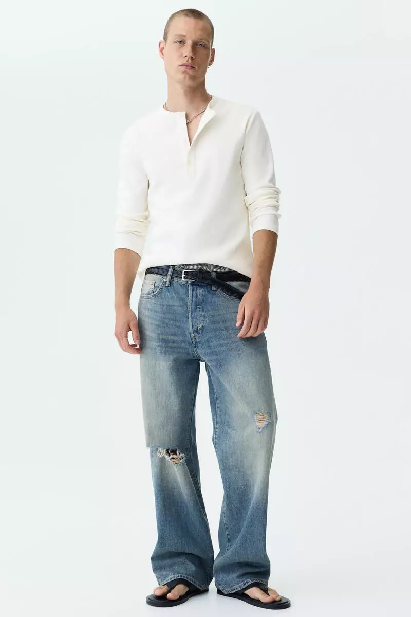 Slim Fit Ribbed Henley shirt