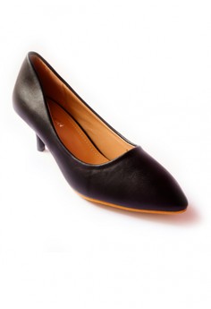 Pavillion  Pavillion 525-8300 Black high heels