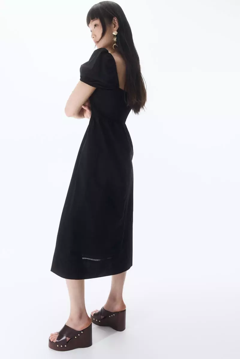Puff-sleeved cotton dress