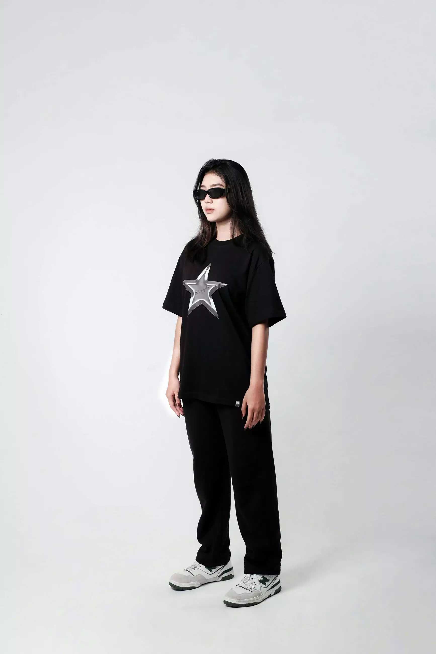 OOTDSUPPLY Reguler Tshirt 24s Lyra Star Black & White | Kaos Pria & Wanita TS070