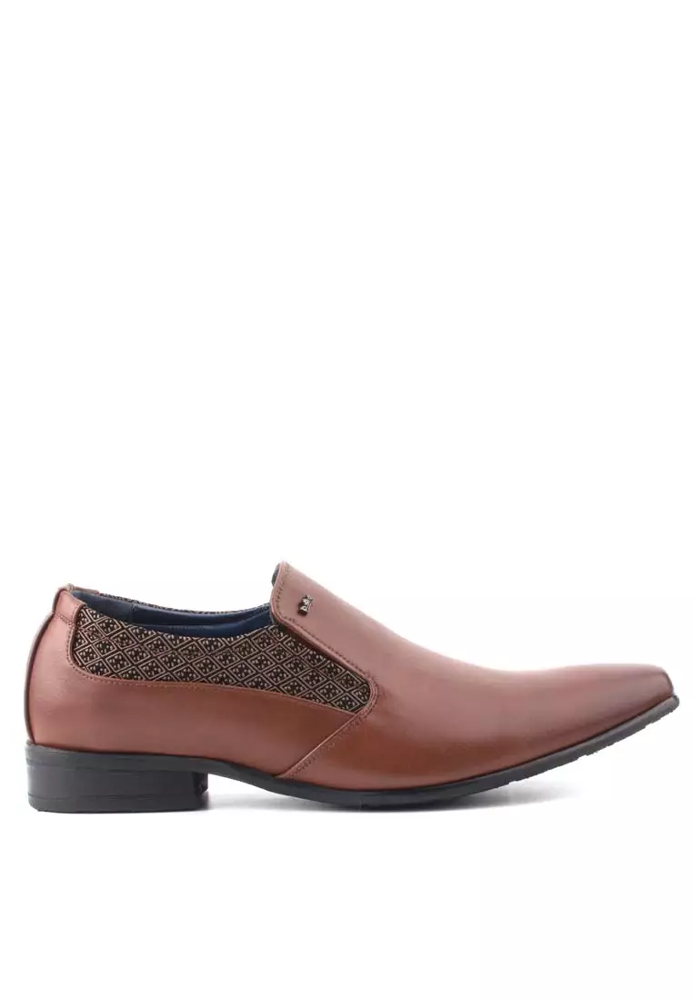 Buy cheap smart shoes