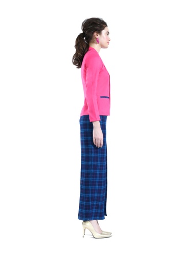 Buy Alyssum Pink Tartan Kebaya Blazer from Hernani in Pink and Blue only 469